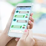 Te responde al instante y si no sabe lo aprende: qué usan bancos y comercios para tratarte mejor como usuario