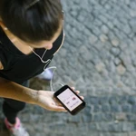 Esta app permite ganar dinero caminando para prevenir el sedentarismo: ¿cómo funciona?