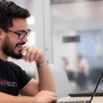 ¿Querés trabajar en un unicornio?: lanzan una carrera para desarrollarte en Mercado Libre o Globant