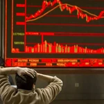 Las razones detrás del "jueves negro" en el mercado cripto: ¿conviene invertir ahora?