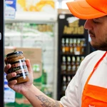 Nuevos puestos que pide el mercado: qué hacen los personal shoppers y por qué los buscan tanto las empresas