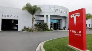Acciones de TESLA caen 8% tras datos decepcionantes, ¿inversores en alerta?