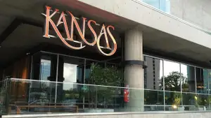 Esto es lo que sale una cena para dos personas en Kansas en 2025