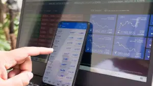 Opciones financieras, un instrumento que combina cobertura y especulación