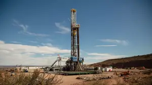 YPF desplaza a Techint y toma el control del mayor oleoducto petrolero de Vaca Muerta