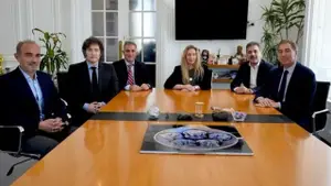 El Gobierno ya negocia con dirigentes del PRO para un acuerdo en la Provincia sin Macri