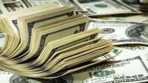 Se derrumba el dólar: la City analiza si llegará a los $1.000 como quiere Javier Milei