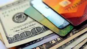 Cuotas en dólares con tarjeta de crédito: el próximo paso que planea dar el Gobierno