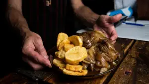 El bodegón con la carne más famosa (y barata) de CABA: dónde queda
