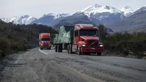 No solo salud: plantean cobrar peaje a extranjeros en rutas nacionales