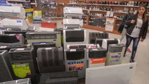 Outlet de COTO vende calefactores y caloventores muy baratos