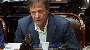 Zago afirmó que fondos para el Garrahan están "en las jubilaciones de privilegio"
