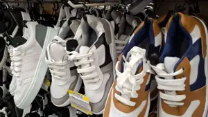 Supermercado Coto vende zapatillas desde $20.000, más baratas que un outlet: los modelos