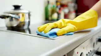 Empleadas domésticas: cómo jubilarse y qué aportes se necesitan