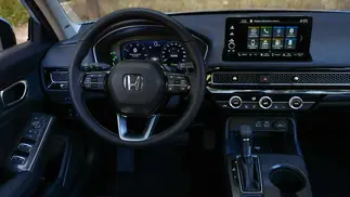 VIDEO | Este auto japonés bajó de precio y se puede financiar sin interés
