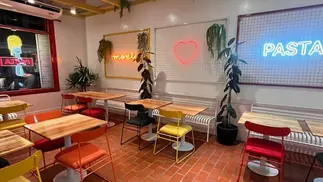 Cuánto hay que invertir en un local de pastas fast food y en qué plazos se recupera