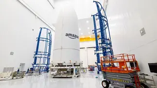 Amazon lanza Internet satelital para competir con Starlink: revelaron el precio