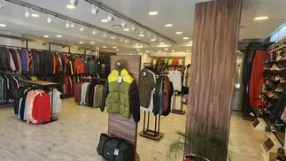Nuevo outlet del conurbano ofrece precios hasta 70% más bajos y atrae multitudes