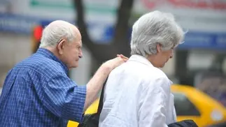Jubilados: cuánto cobran en diciembre 2025 con aguinaldo y qué bonos paga ANSES
