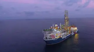 YPF busca un 'nuevo Vaca Muerta' en el mar: comienza a explorar en las costas de Uruguay