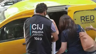 Desalojaron a una mujer que dejó de pagar el alquiler y se negaba a dejar el inmueble