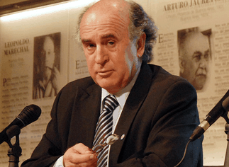 'Magnetto y el Grupo Clarí­n están manejando la campaña de Massa y vienen por todo'
