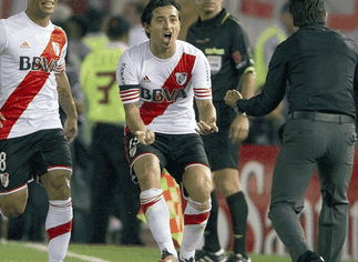 Por un pedido de River, se posterga la definición del torneo