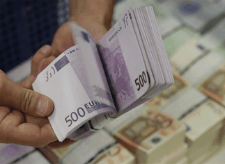 Más problemas para los 'valijeros': dejan de emitir billetes de 500 euros por decisión del Banco Central Europeo