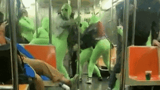 Violento ataque de los 'duendes verdes' en el metro de Nueva York