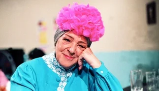 De guerrillera a 'El Chavo': el pasado de 'la Bruja del 71'