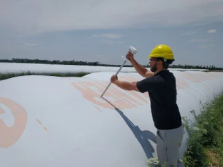 Agro: startup diseñó un sistema de monitoreo de silo bolsas