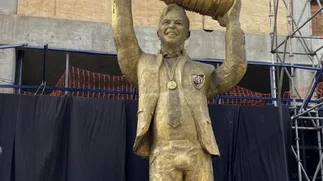 '¡Qué barbaridad!': Gallardo reaccionó al ver su estatua de River