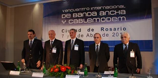 Cableros salen a pegarle al Gobierno, las telefónicas y las cooperativas