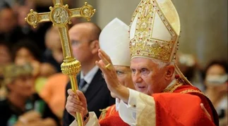 El Vaticano presenta la cuenta del Papa en Twitter: @pontifex
