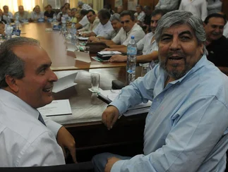 Tras la indagatoria y en medio de la fuerte presión polí­tica y sindical, Oyarbide excarceló a Momo Venegas