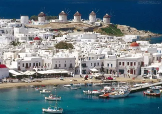 Grecia declara el estado de emergencia para Santorini por miles de sismos
