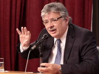 Tragedia de Once: Schiavi apuntó a la empresa TBA y defendió la gestión estatal