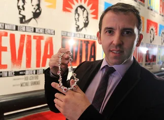 Un orfebre argentino brilla en Broadway de la mano de 'Evita'