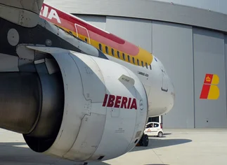 Trabajadores de Iberia analizan un acuerdo y podrí­a concluir el mayor conflicto laboral que vivió la firma