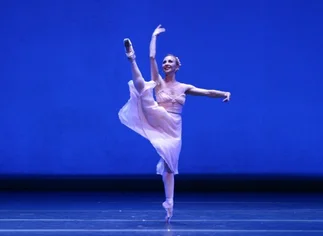 Cascanueces al aire libre, en el Obelisco: así­ Eleonora Cassano le dirá adiós a la danza clásica