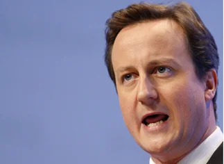 Cameron seguí­a en Twitter a una agencia de prostitutas 'accidentalmente'