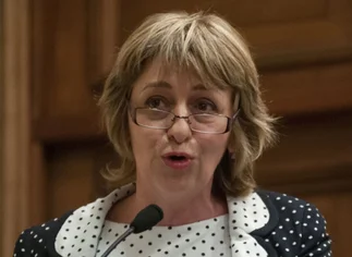 Piden indagatoria de Gils Carbó por abuso de autoridad y violación de deberes públicos