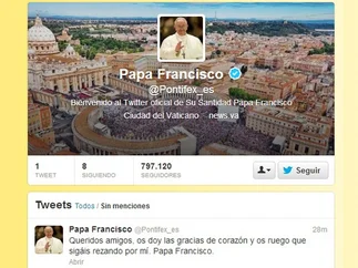 ¿El Papa en Facebook?: tras su éxito en Twitter, Francisco recurre a sumar canales web para 'limpiar' la Santa Sede