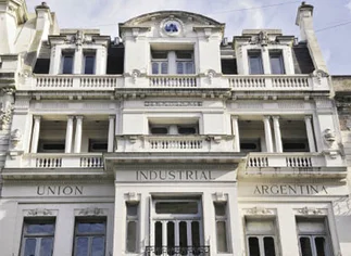 La UIA pide pago en cuotas de tarifas de energía para pymes
