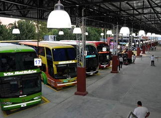 Paritarias: choferes de micros de larga distancia anunciaron 3 de dí­as paro en febrero