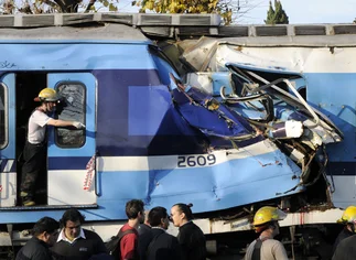 Declaran como testigos los dos acompañantes de los motorman del Sarmiento