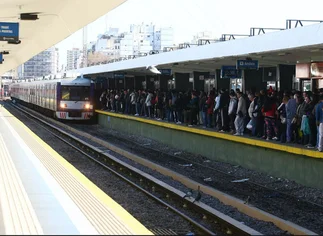 Tras paro de maquinistas y el caos, se normaliza el funcionamiento de los trenes