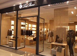 LVMH desembolsa €2.000 M y se hace con el control de la joya italiana del lujo Loro Piana