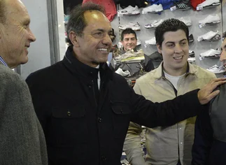 Scioli destacó la 'sustitución de importaciones' para fomentar 'producción y trabajo'