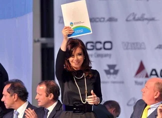 Cristina Kirchner elogió a empresarios europeos y dijo que 'habrí­a que clonarlos'